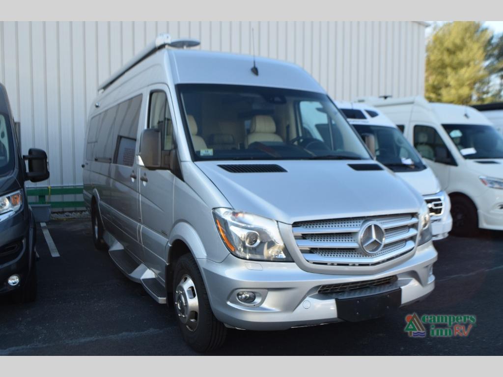 2016 Midwest Automotive Designs Weekender 3500 in raynham MA
