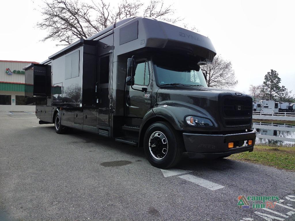 2026 Dynamax DynaQuest XL 3801TS RV