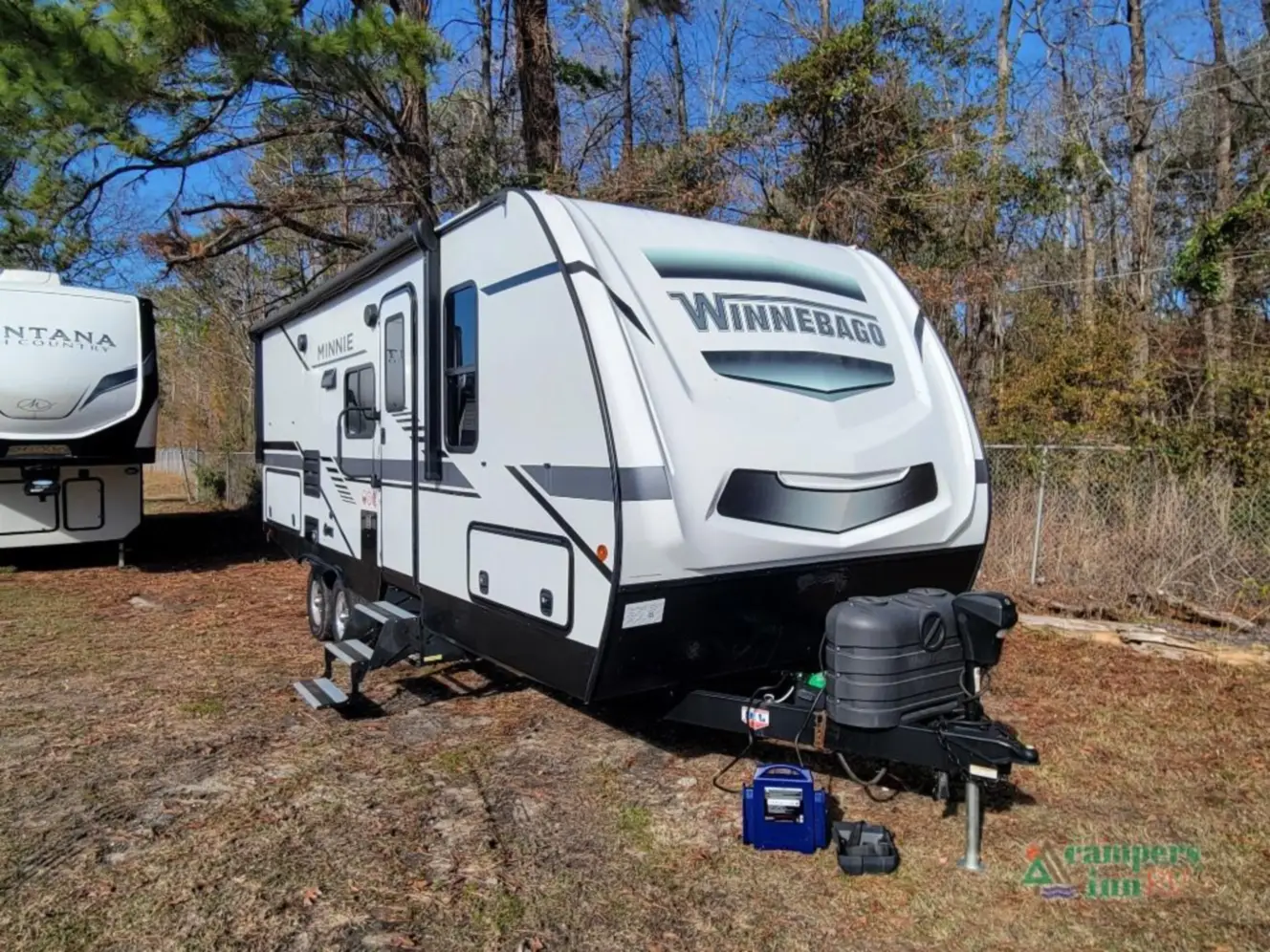 2022 Winnebago Minnie 2201MB