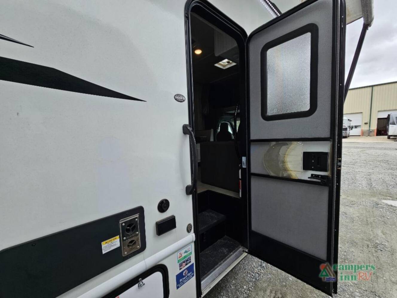 A photo of this 2024 East To West Entrada 3100FB