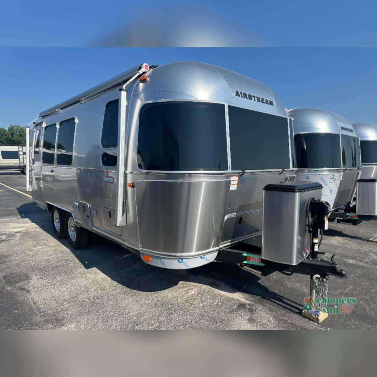 2025 Airstream International 23FBT