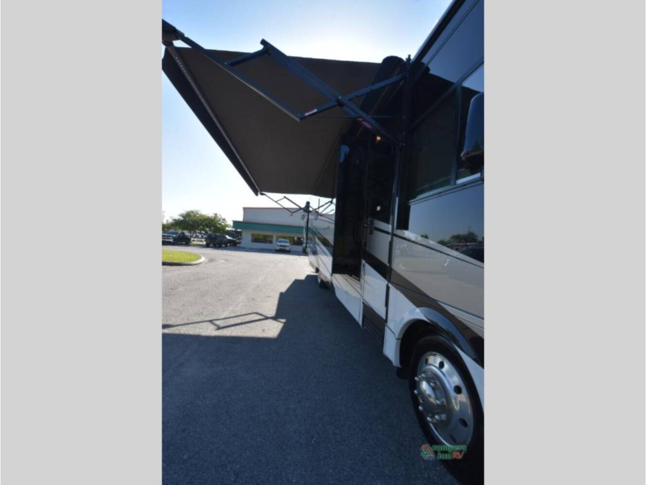 A photo of this 2025 Newmar Bay Star 3626