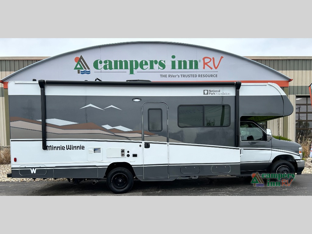 2026 Winnebago Minnie Winnie 26NP in davenport IA