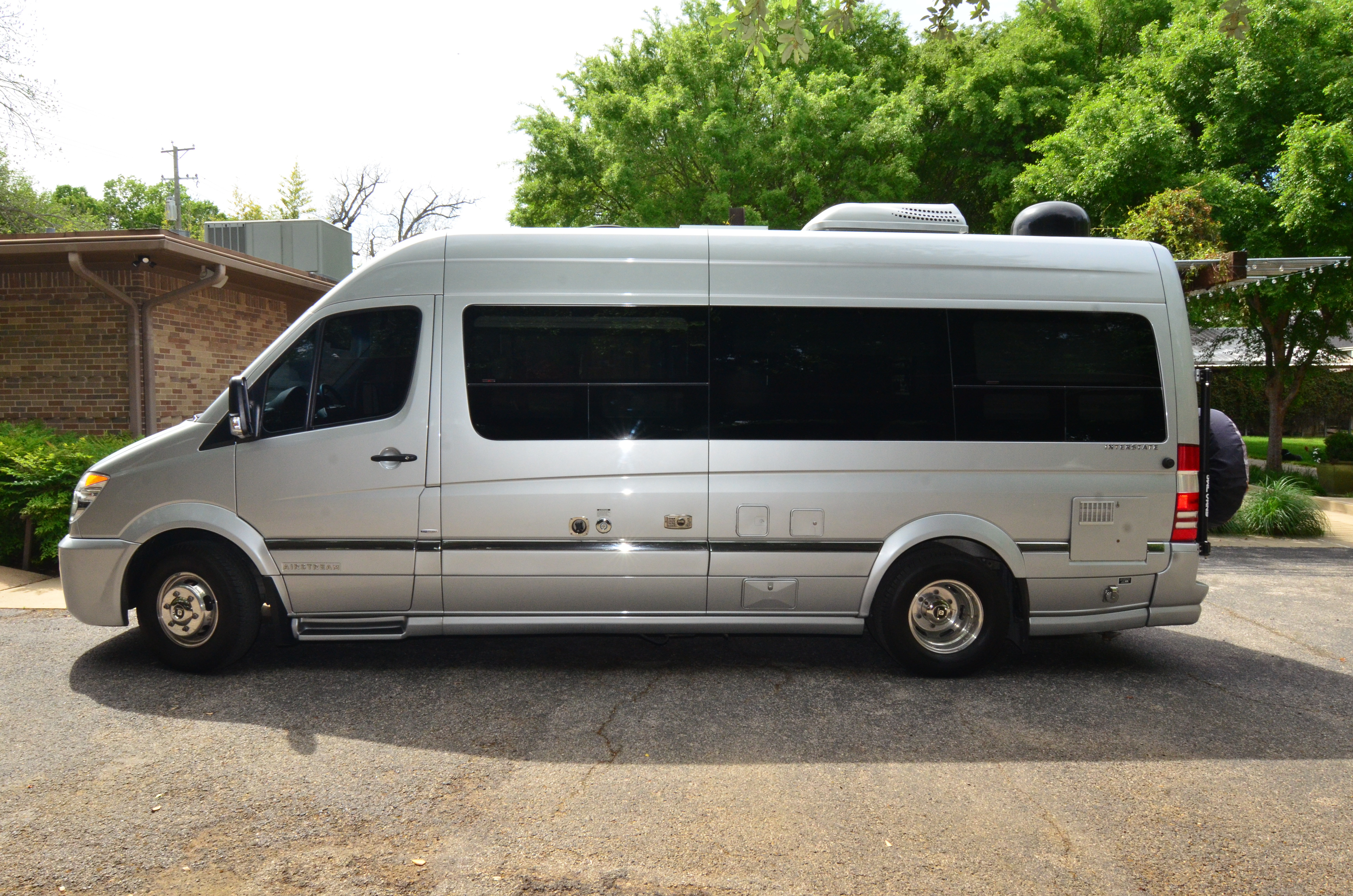 2013 Airstream INTERSTATE 3500 LOUNGE RV