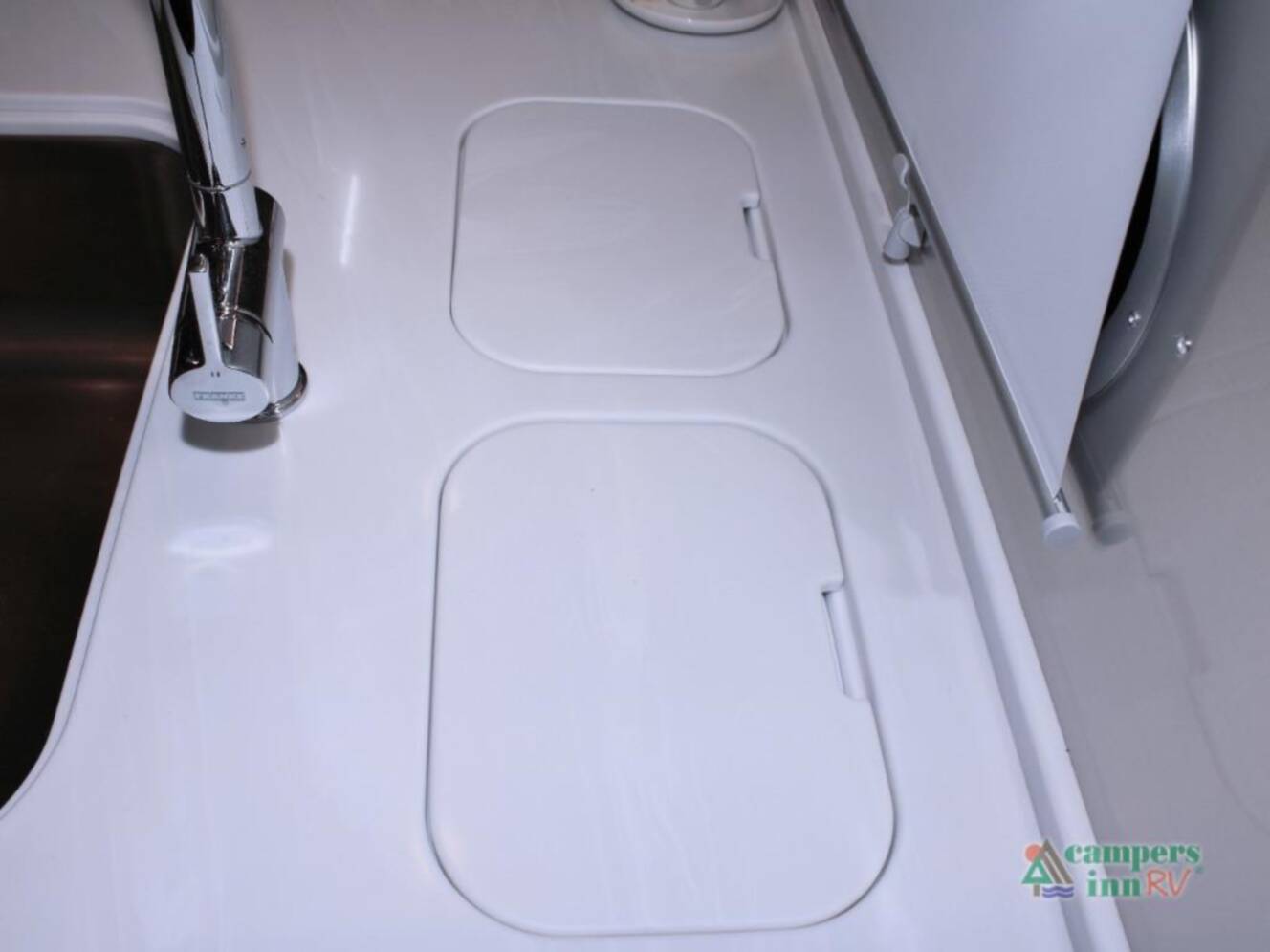 A photo of this 2026 Airstream Globetrotter 25FBT