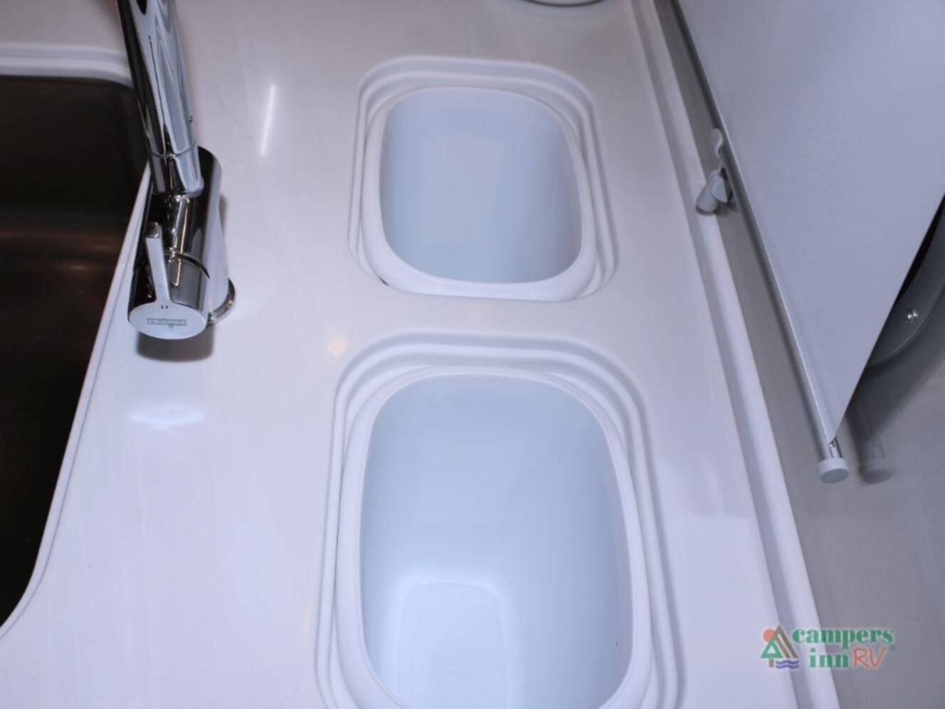 A photo of this 2026 Airstream Globetrotter 25FBT