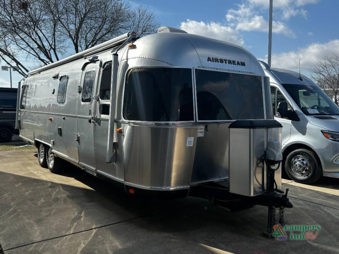 A photo of this 2017 Airstream Classic 30FQB