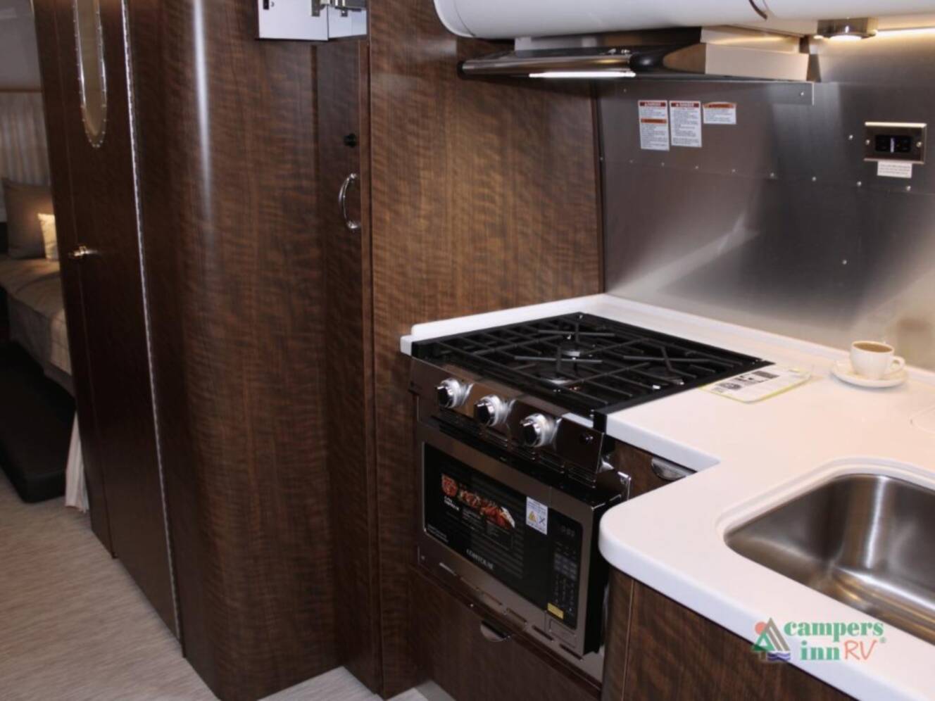 A photo of this 2026 Airstream Globetrotter 25FBT