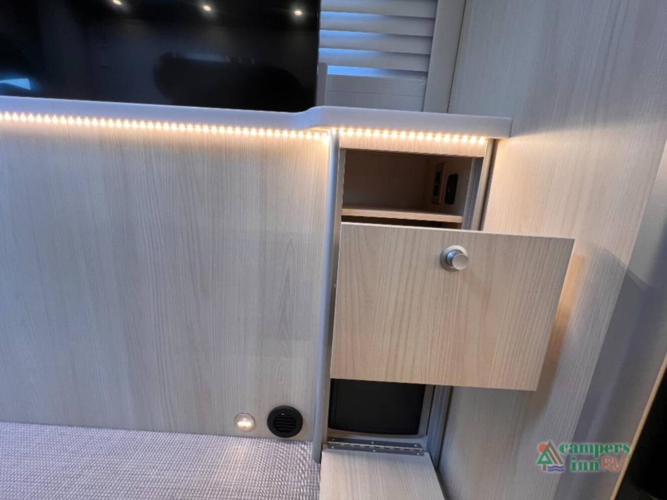 A photo of this 2025 Airstream Atlas ATL ALP