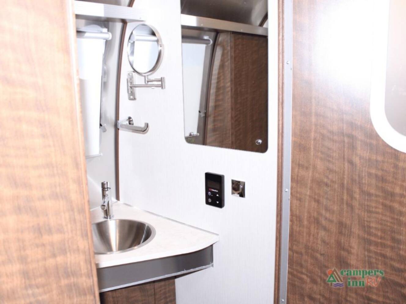 A photo of this 2026 Airstream Globetrotter 25FBT