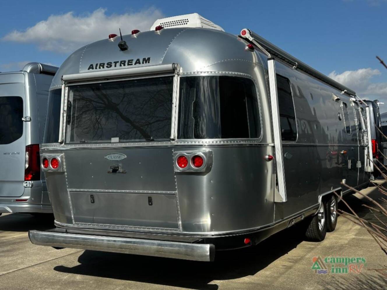 A photo of this 2017 Airstream Classic 30FQB