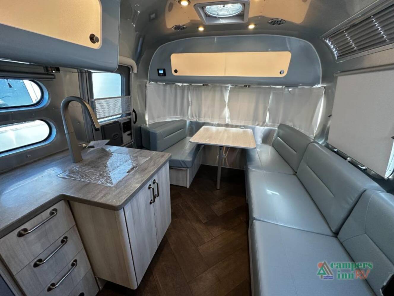 A photo of this 2026 Airstream International 25FBT