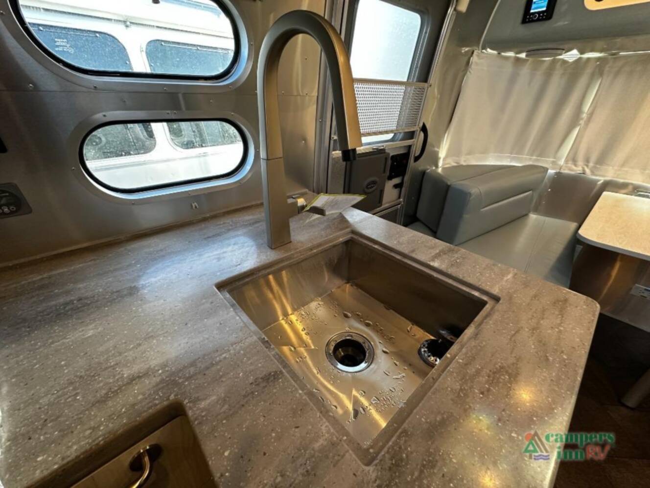 A photo of this 2026 Airstream International 25FBT