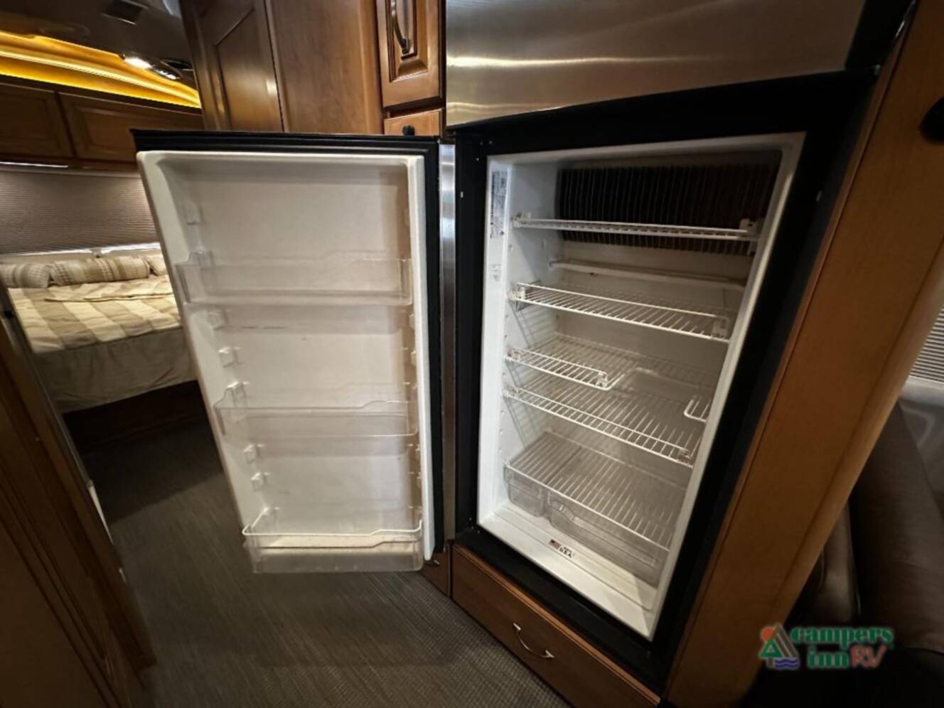 A photo of this 2017 Airstream Classic 30FQB