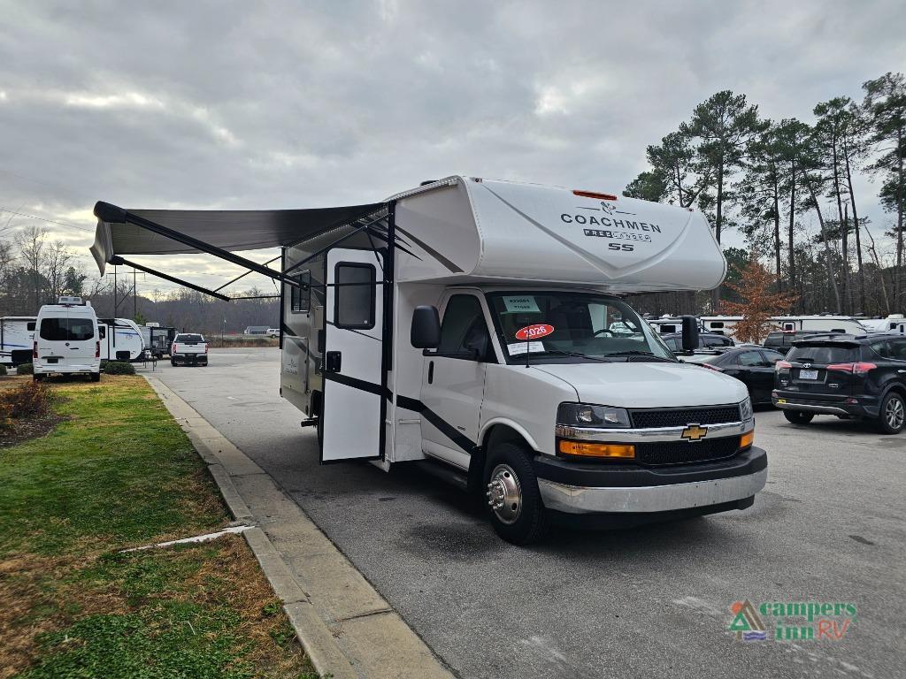 2026 Coachmen Rv Freelander 21QSS Chevy 3500 in merrimack NH