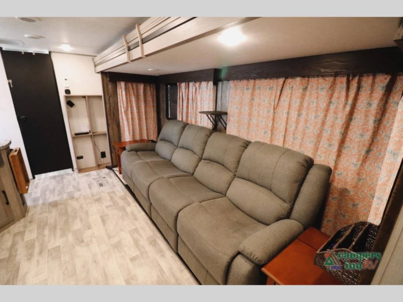 A photo of this 2022 Dutchmen Rv Kodiak 3021RBDS