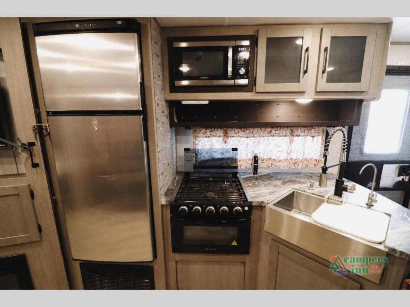 A photo of this 2022 Dutchmen Rv Kodiak 3021RBDS