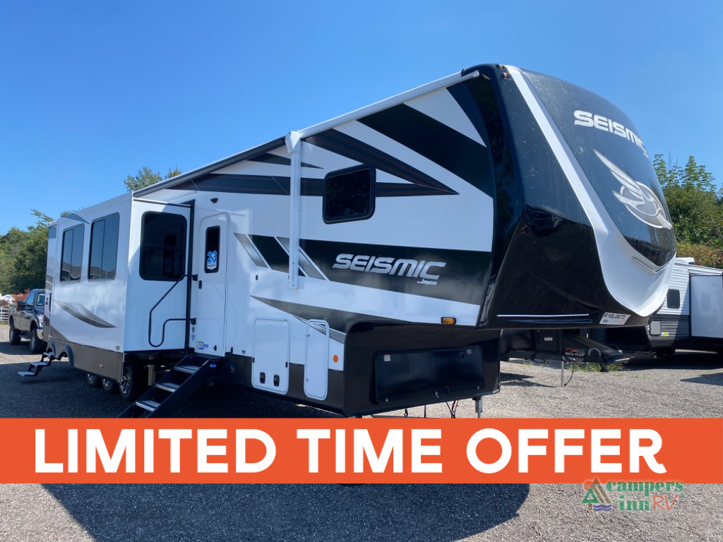 2026 Jayco Seismic 395 Fifth Wheel Toy Hauler RV