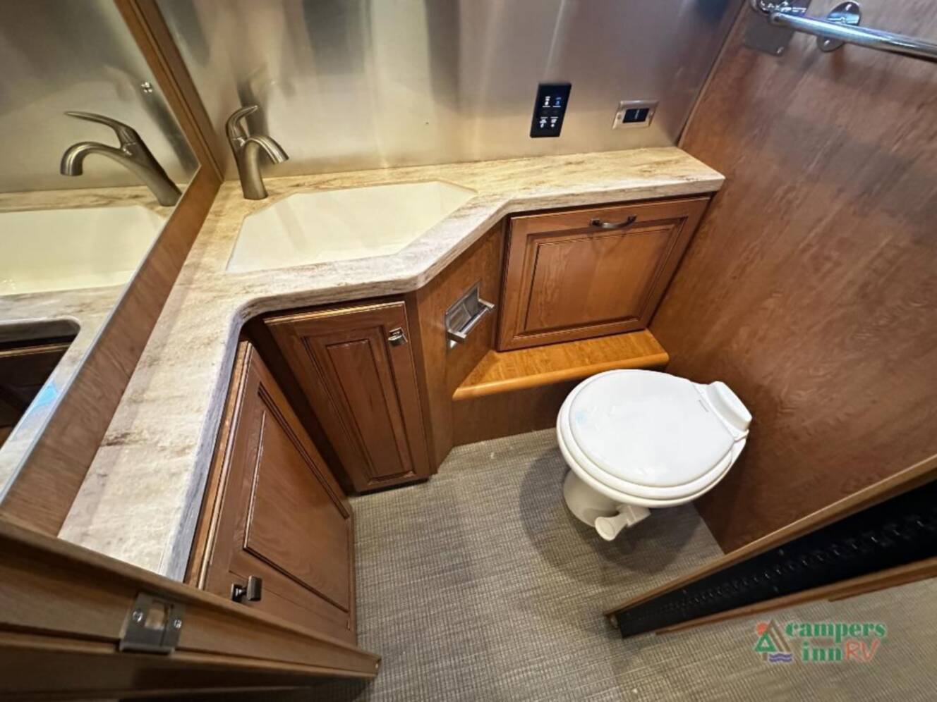 A photo of this 2017 Airstream Classic 30FQB
