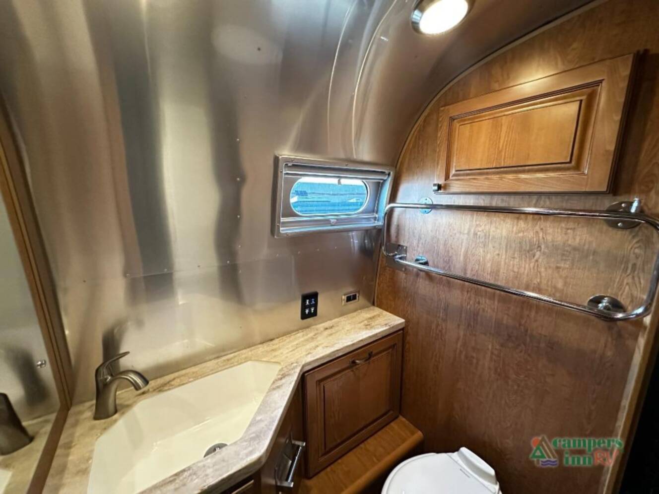 A photo of this 2017 Airstream Classic 30FQB