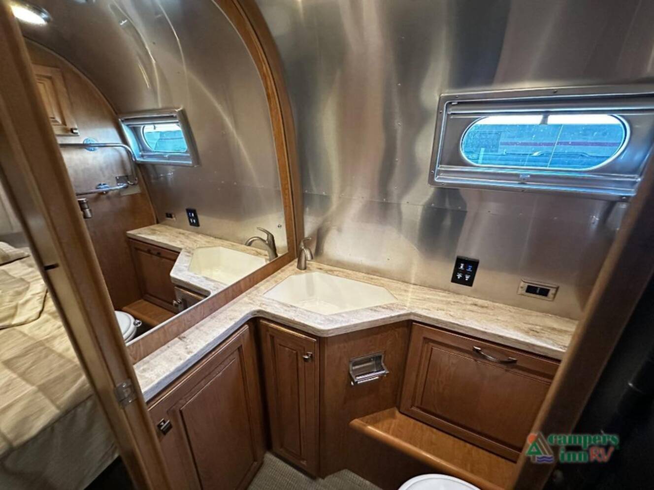 A photo of this 2017 Airstream Classic 30FQB