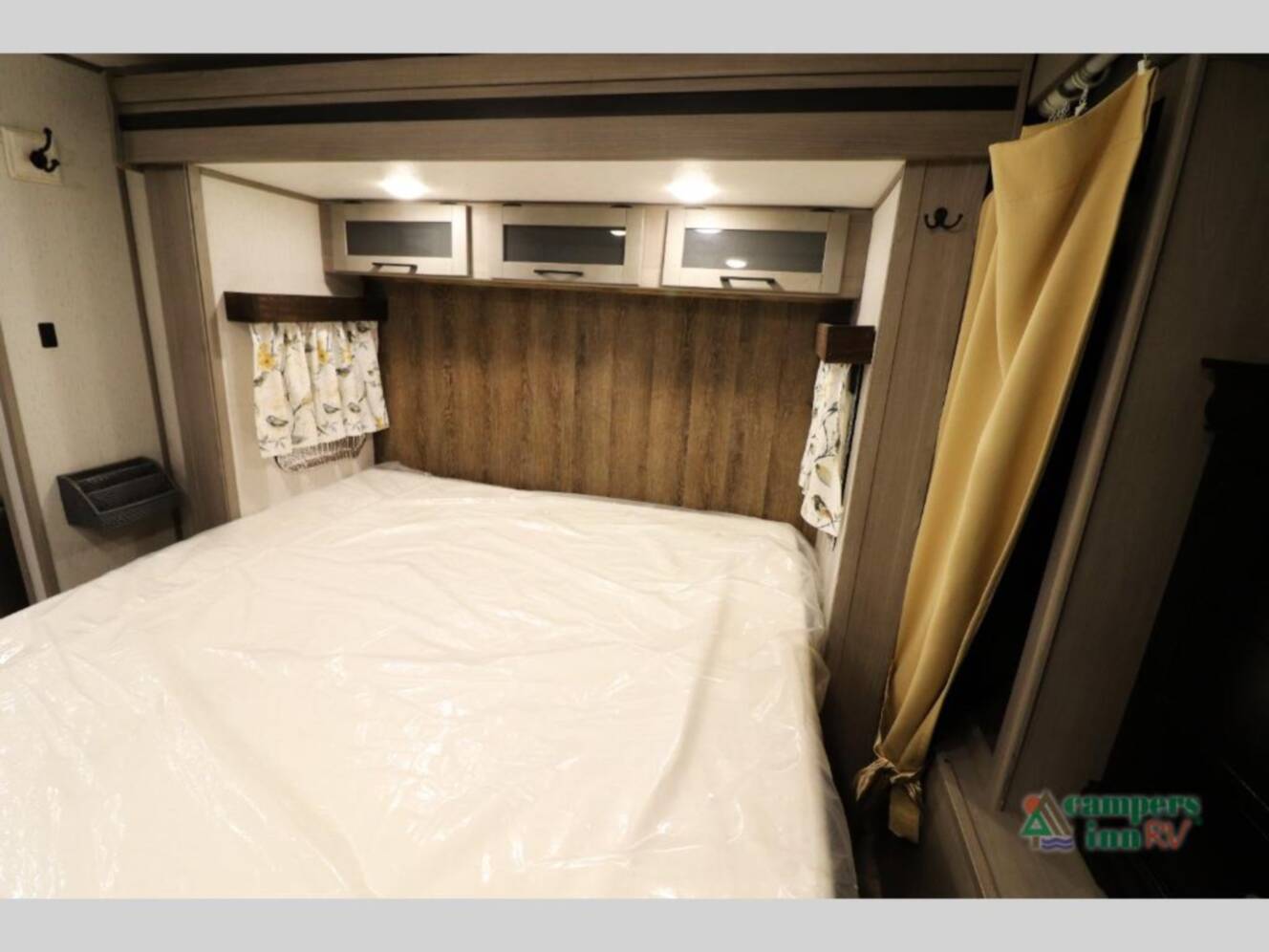 A photo of this 2022 Dutchmen Rv Kodiak 3021RBDS