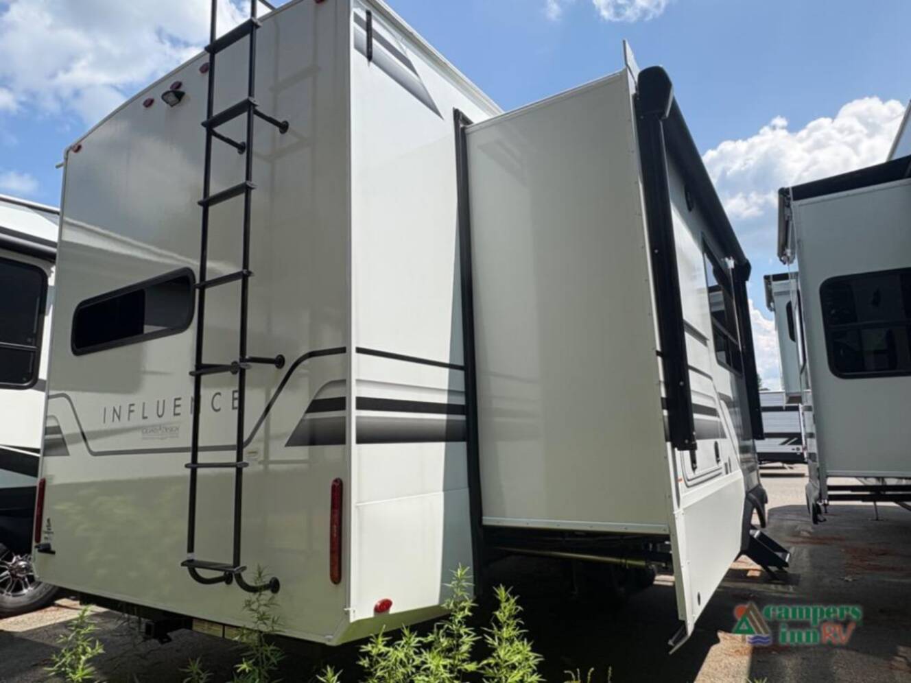 A photo of this 2025 Grand Design Influence 3203GK
