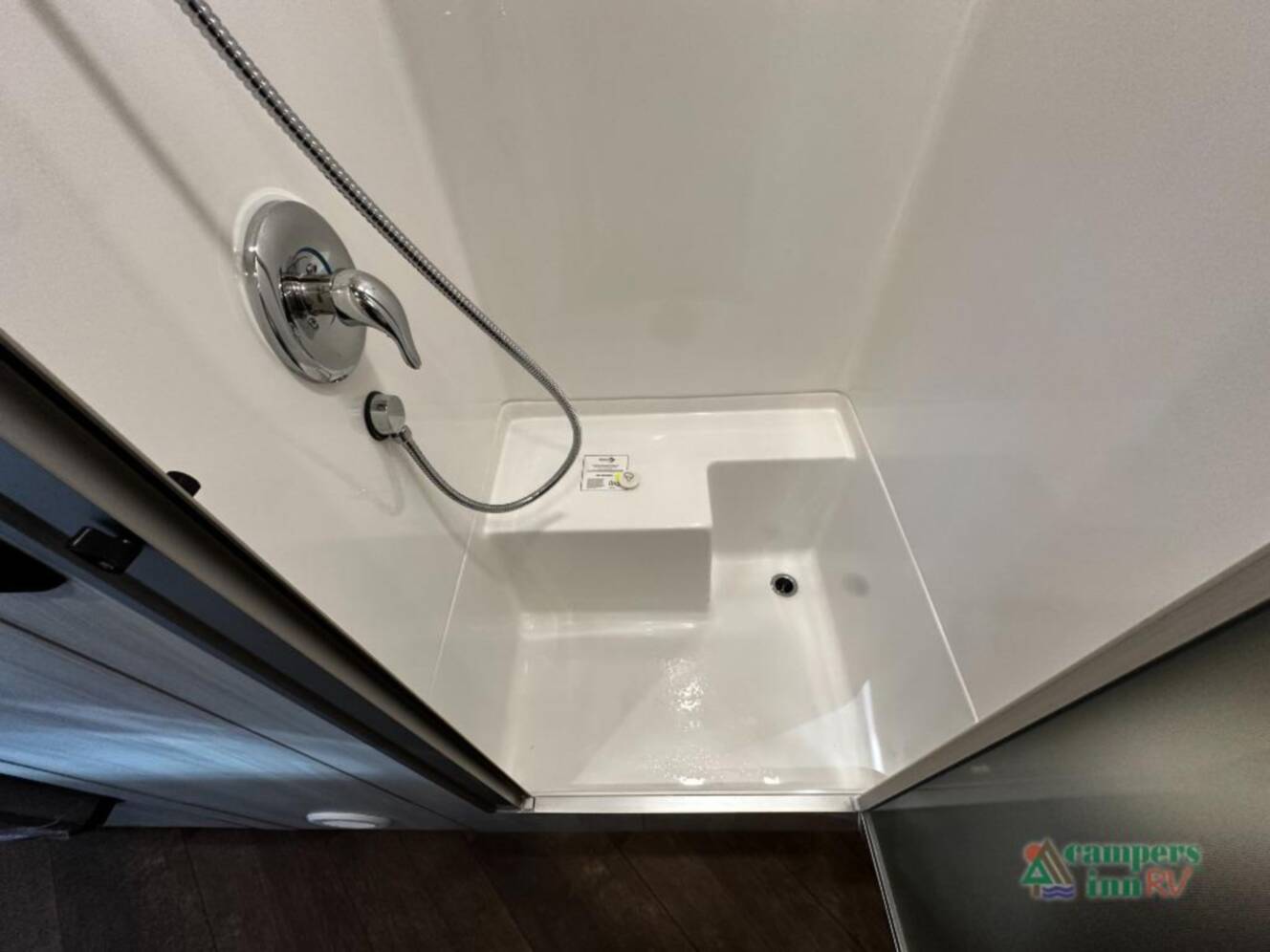 A photo of this 2026 Airstream International 25FBT