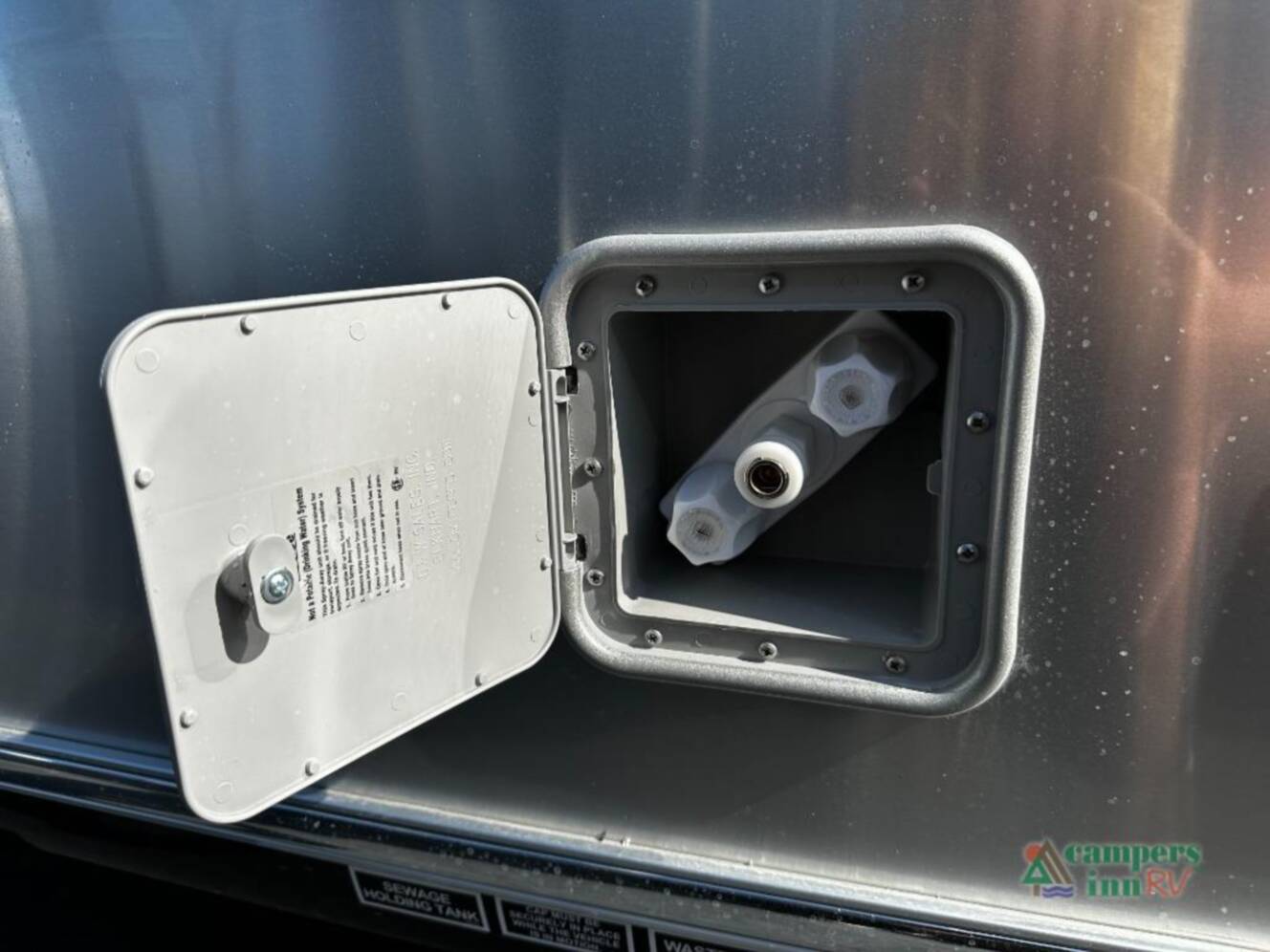 A photo of this 2026 Airstream International 25FBT