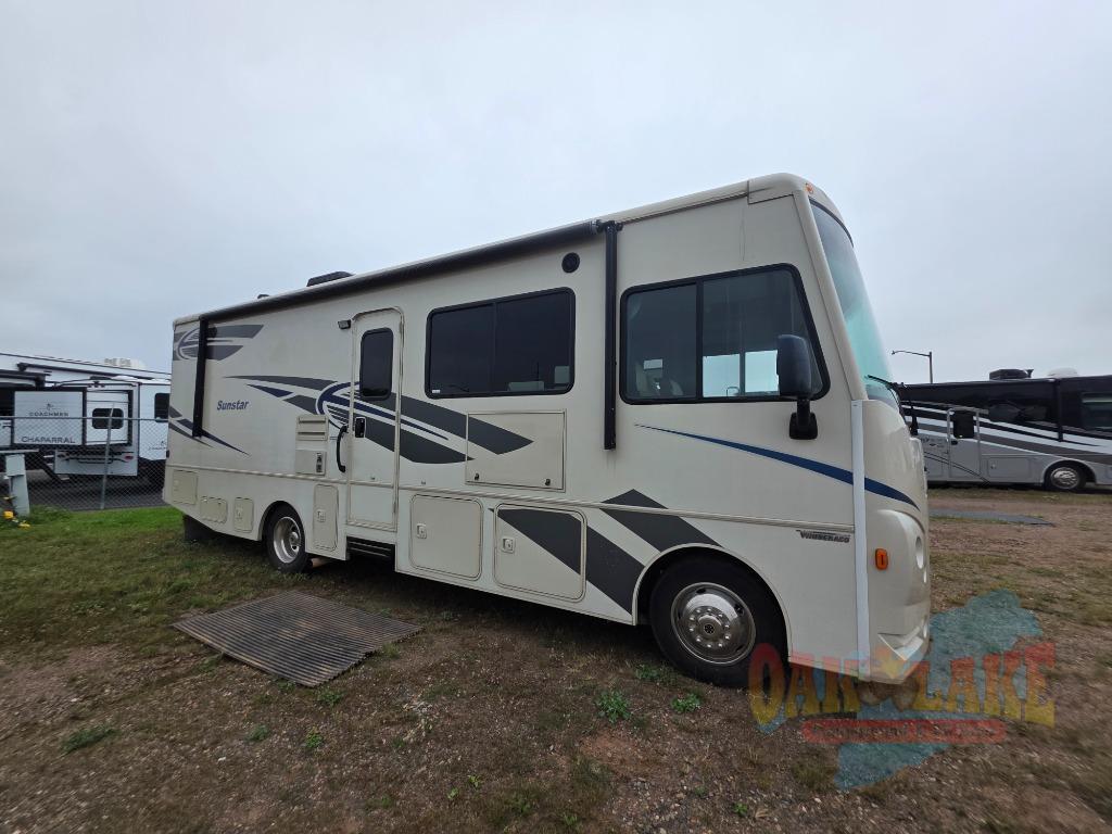 2018 Winnebago Sunstar 27PE in moose lake MN