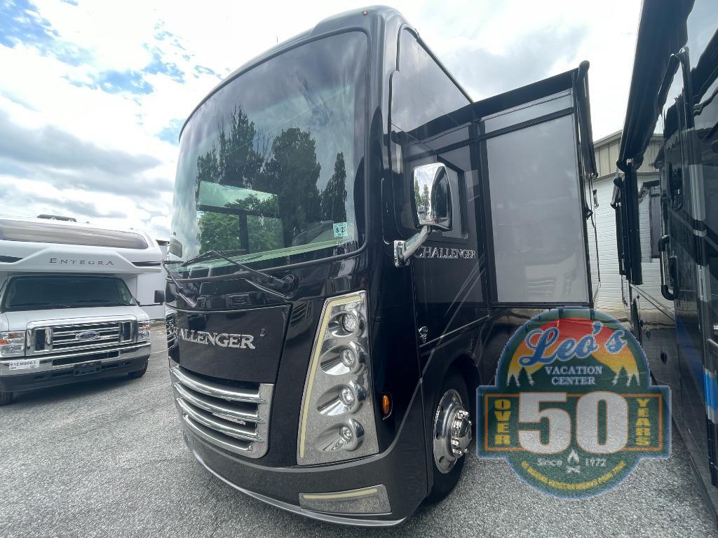 2022 Thor Motor Coach Challenger 37FH in gambrills MD