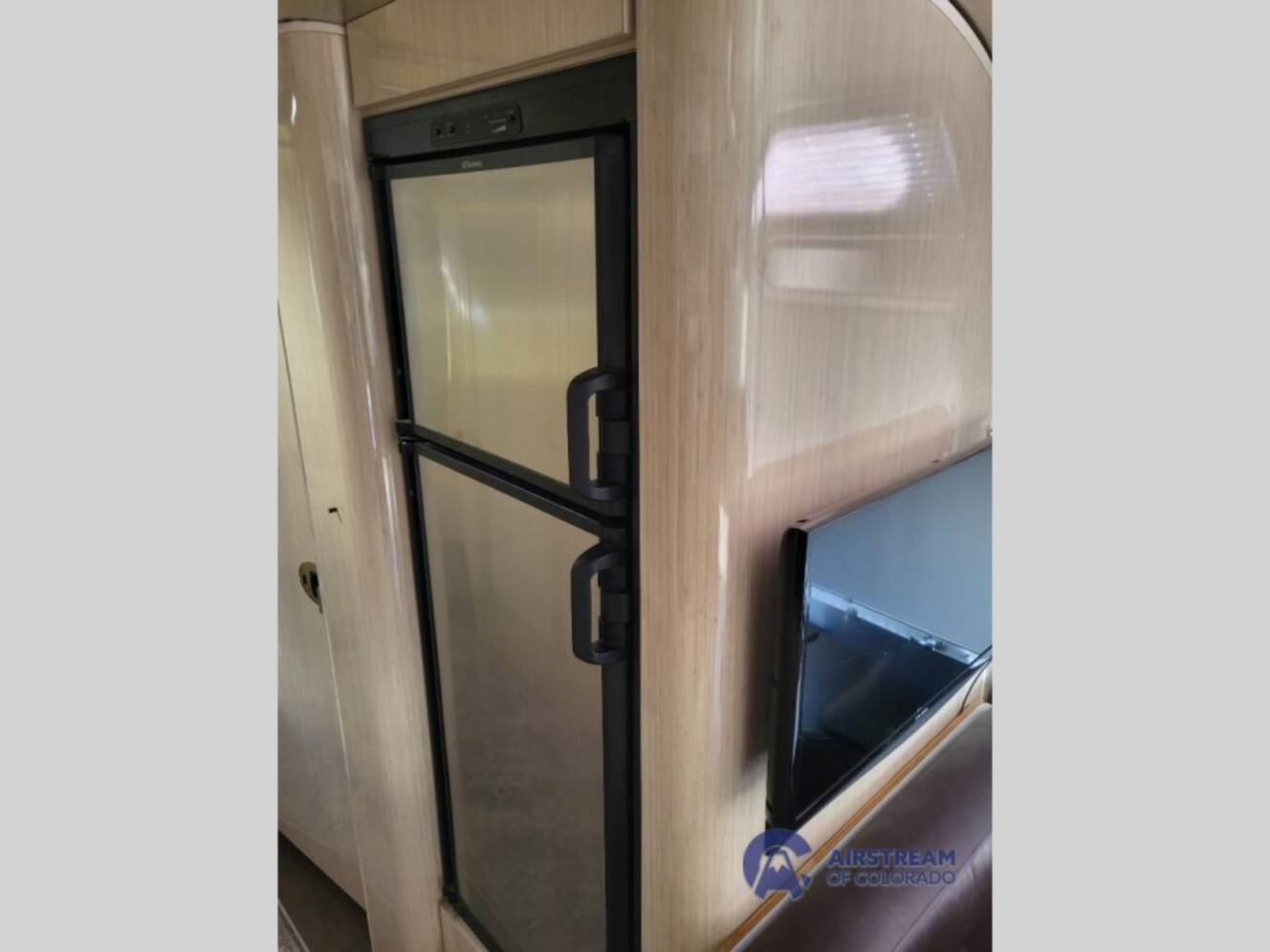 A photo of this 2015 Airstream International Serenity 30RB QUEEN