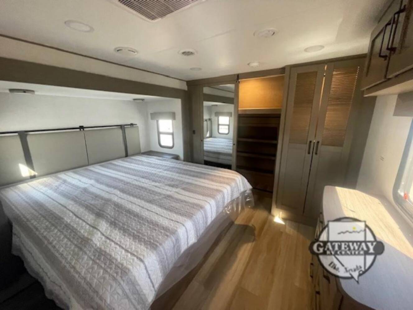 A photo of this 2025 Grand Design Reflection 320MKS