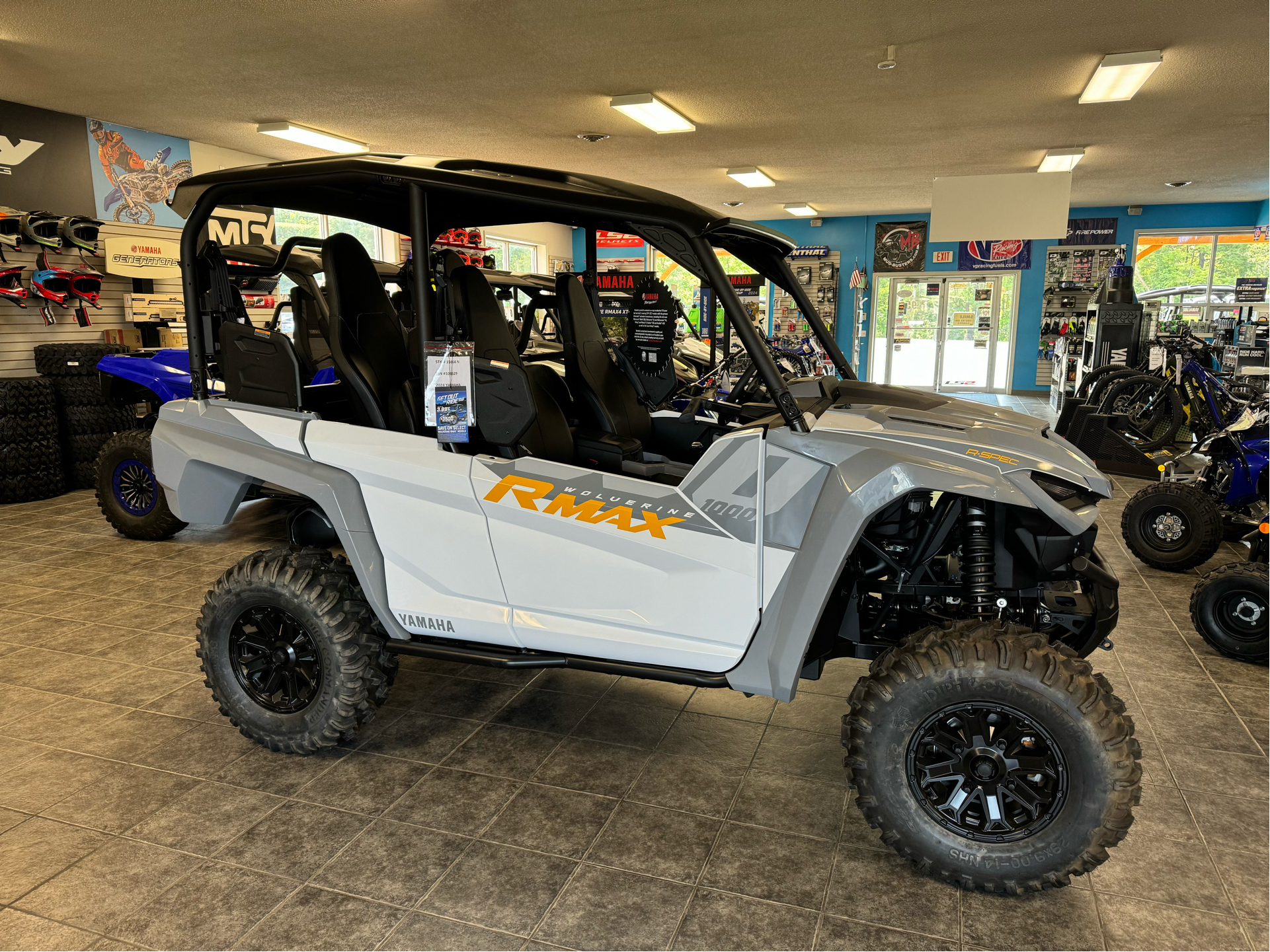 千羽鶴 (ホワイト） 千羽鶴 (ホワイト）