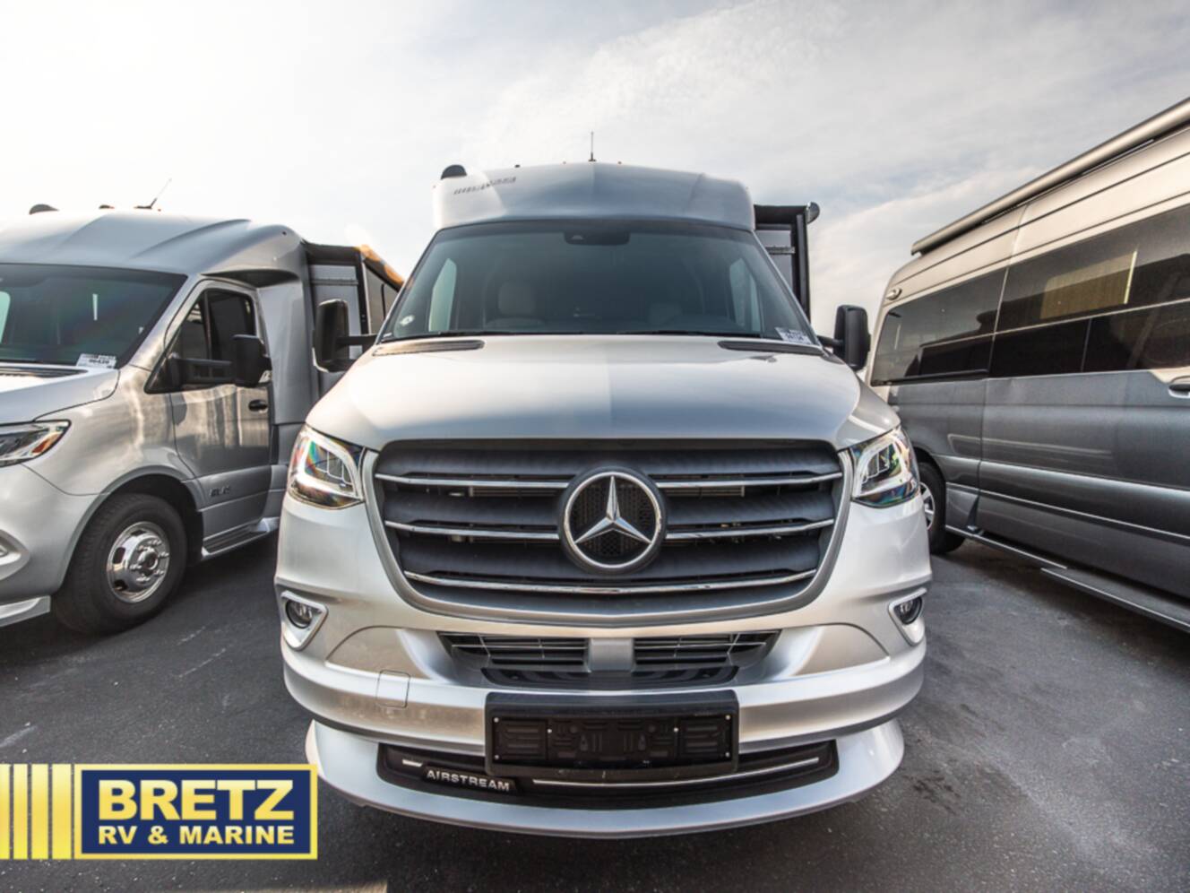 A photo of this 2022 Airstream Atlas Murphy Suite