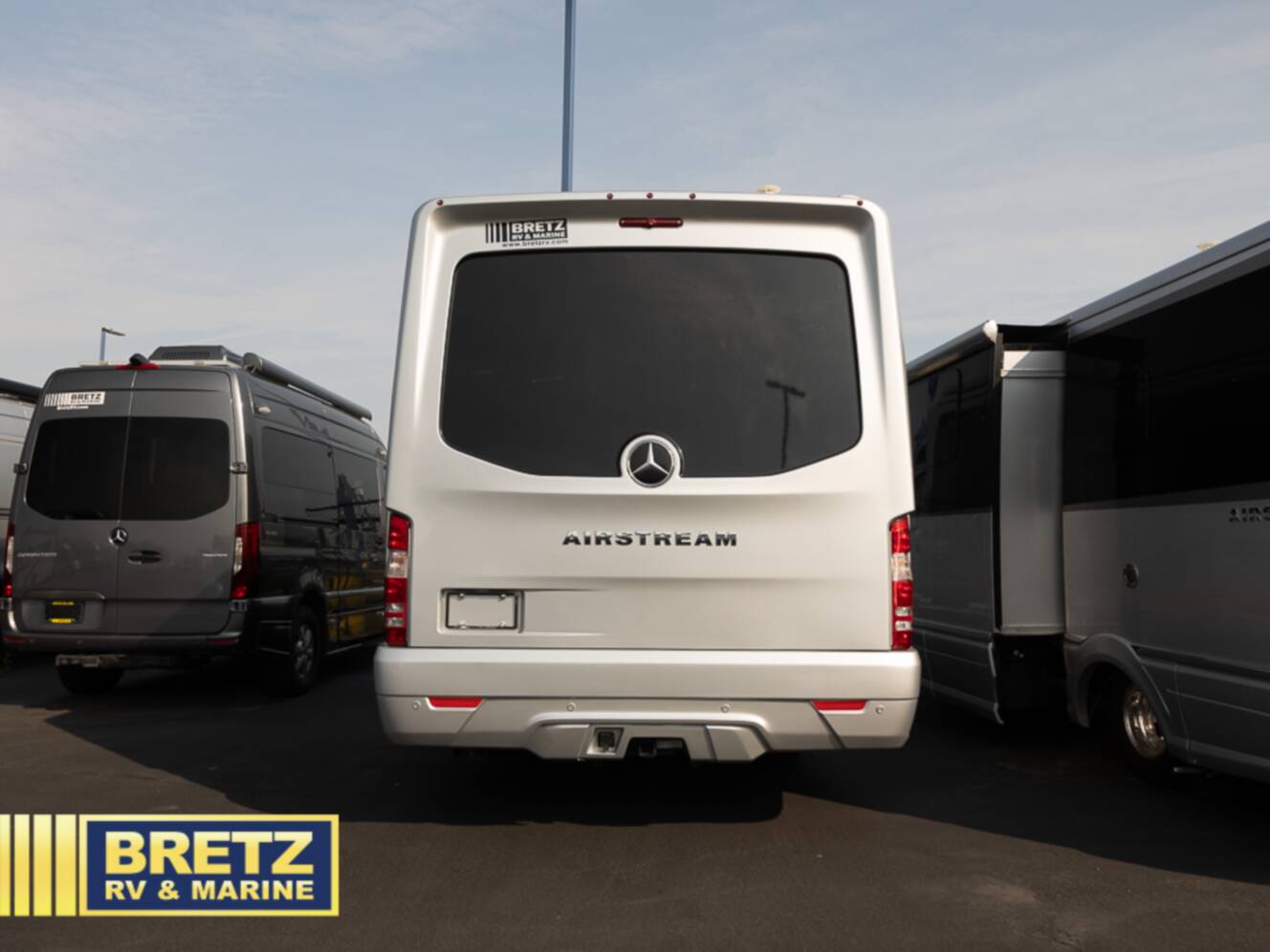 A photo of this 2022 Airstream Atlas Murphy Suite
