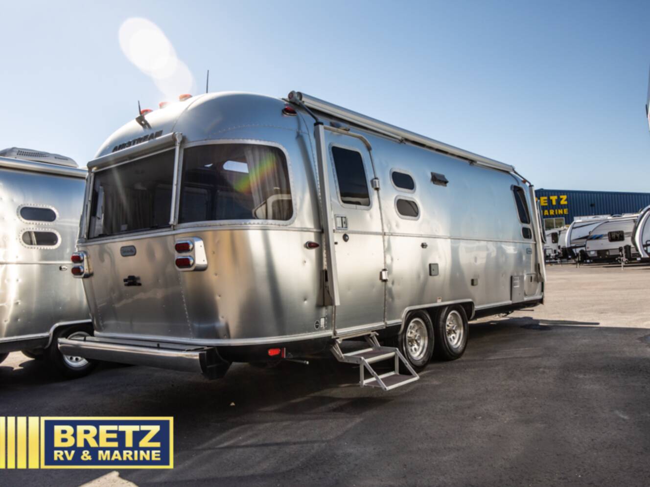 A photo of this 2020 Airstream Flying Cloud 25FB