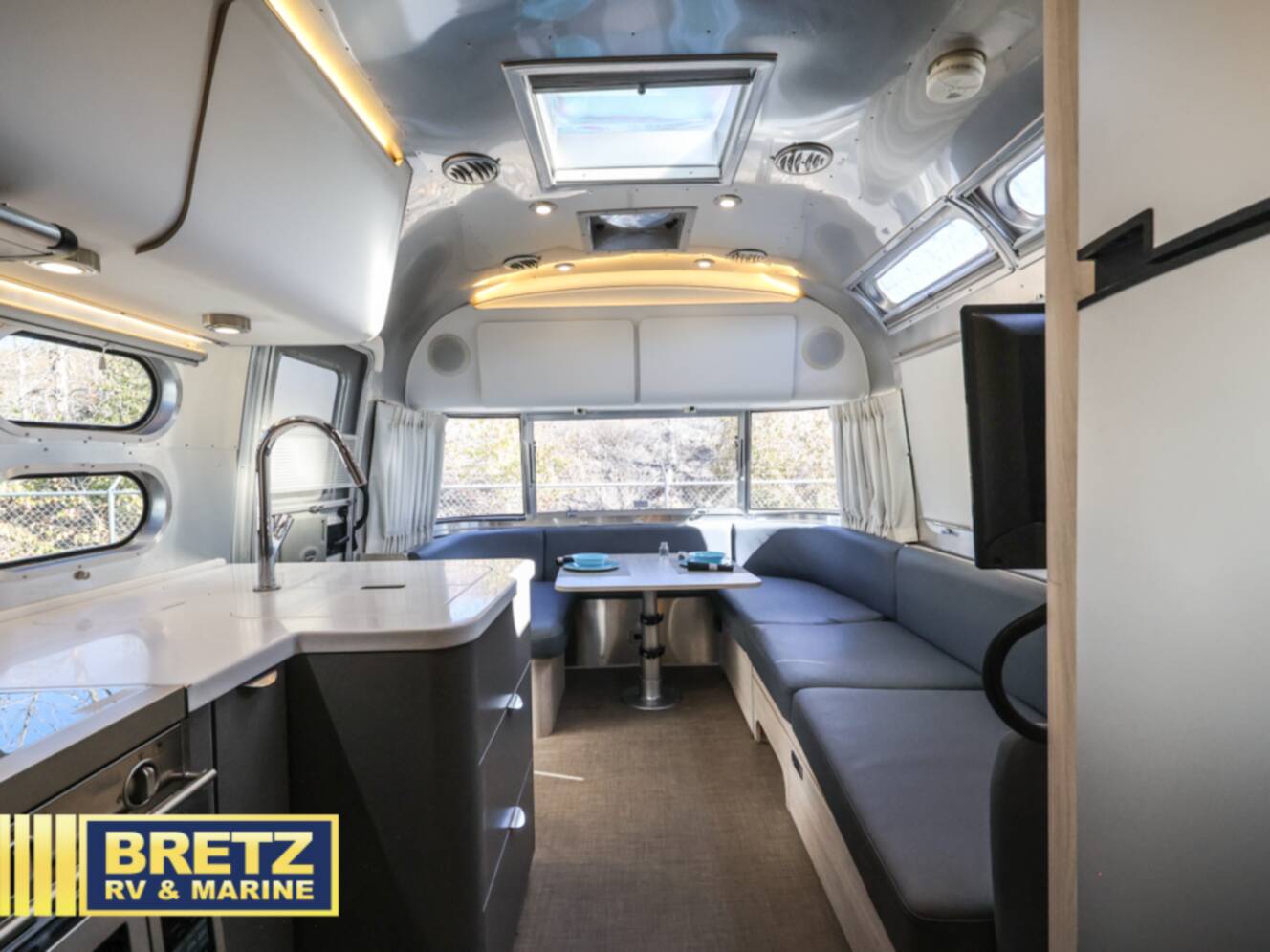 A photo of this 2020 Airstream Flying Cloud 25FB