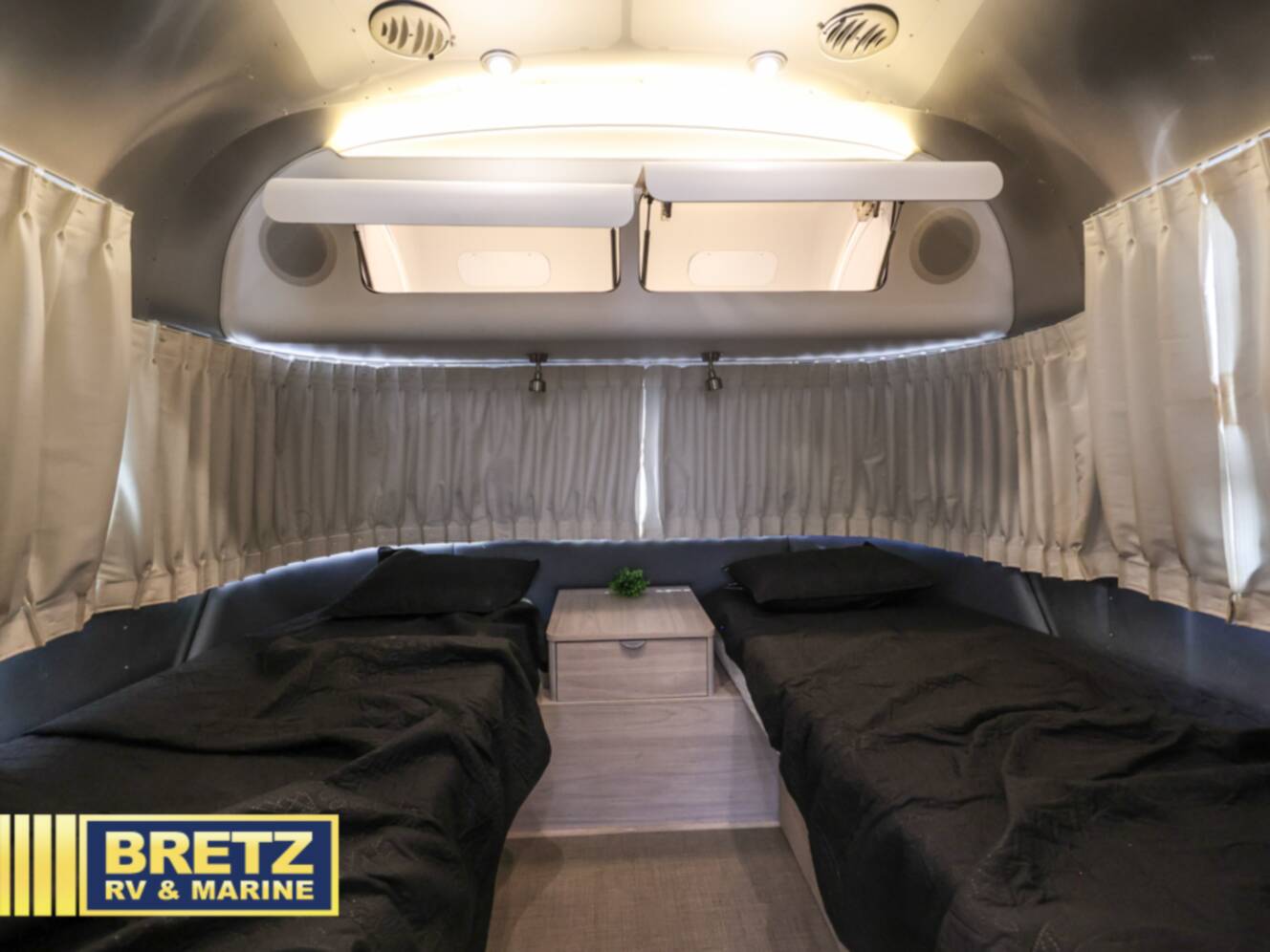 A photo of this 2020 Airstream Flying Cloud 25FB