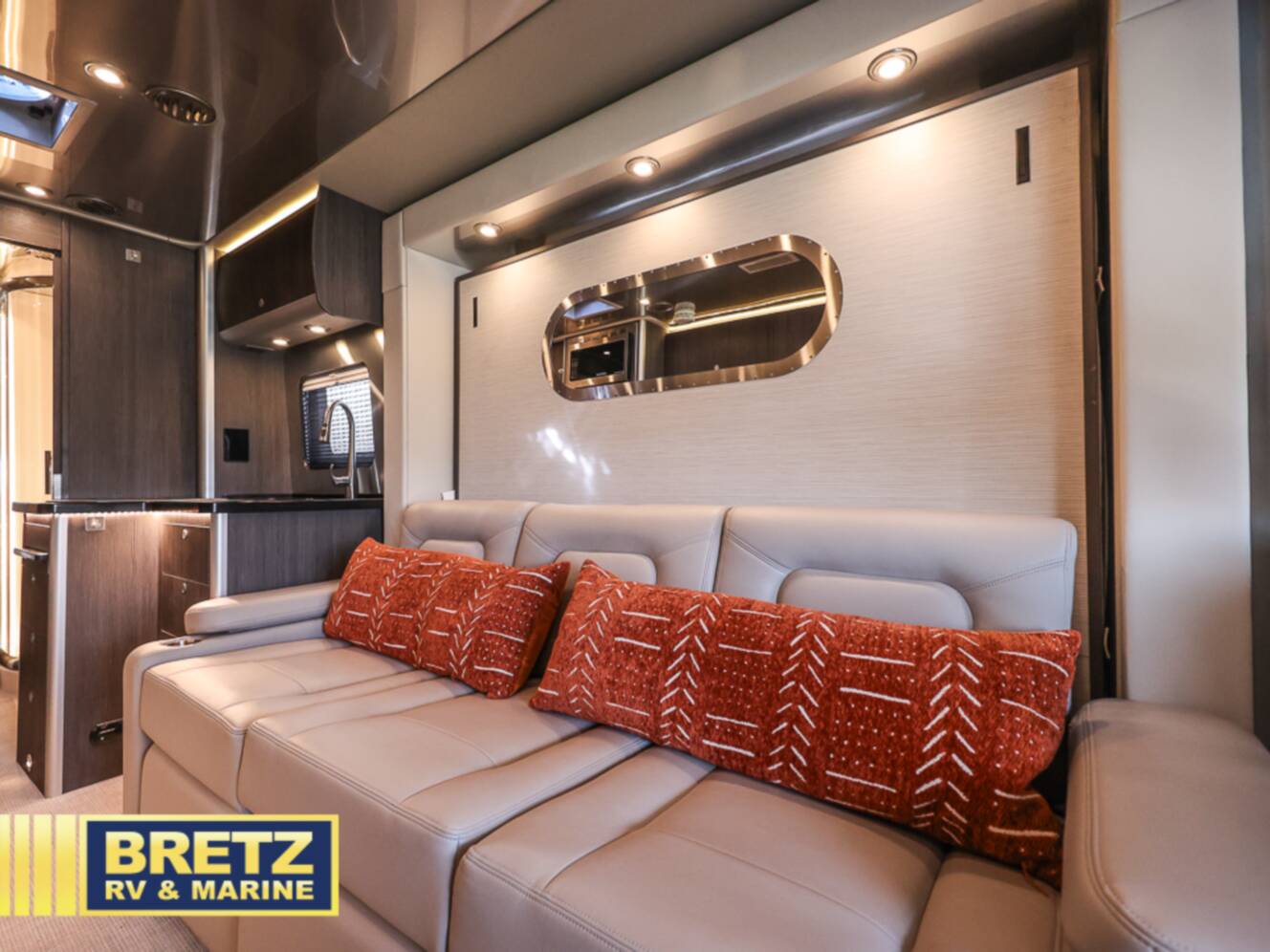 A photo of this 2022 Airstream Atlas Murphy Suite