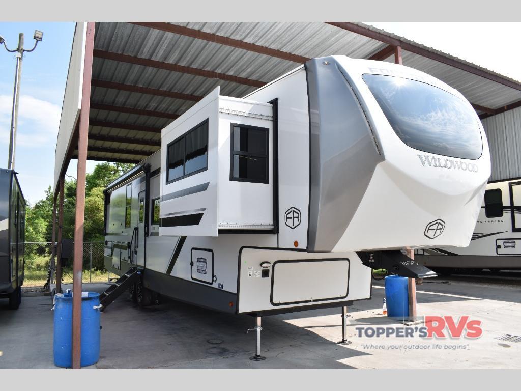 2026 Forest River Rv Wildwood Heritage Glen Elite Series 36FL in waller TX