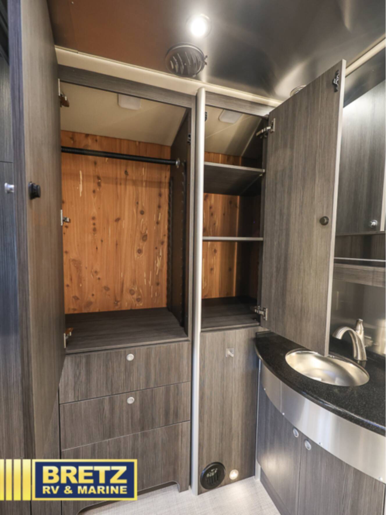 A photo of this 2022 Airstream Atlas Murphy Suite