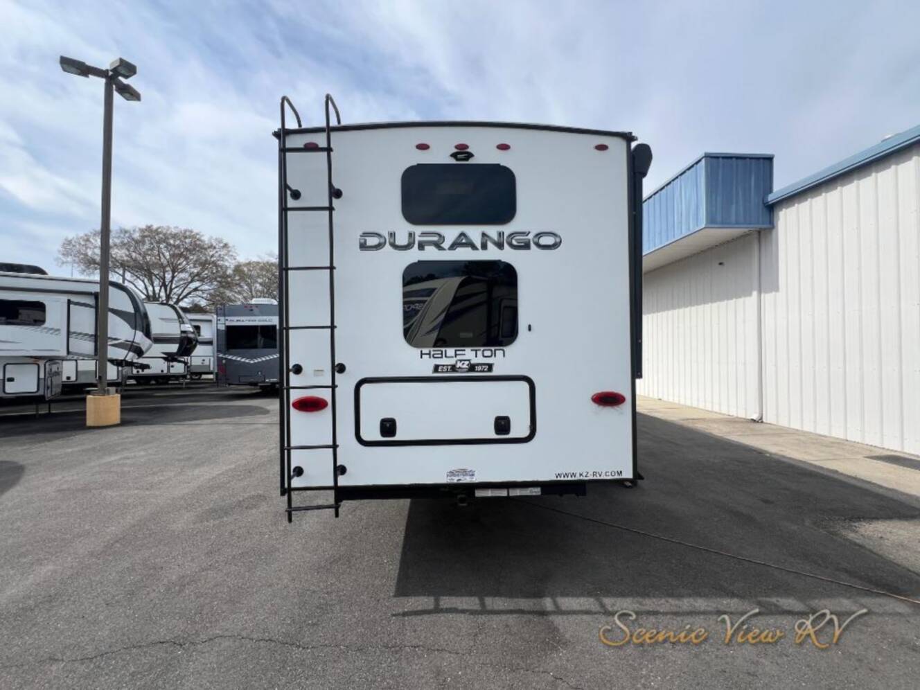 A photo of this 2023 Kz Durango Half-Ton D274BHD
