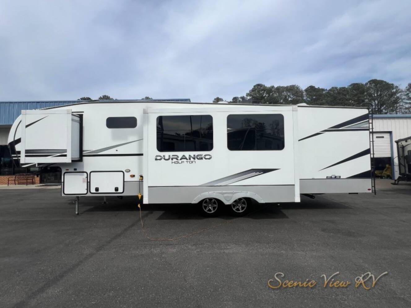 A photo of this 2023 Kz Durango Half-Ton D274BHD
