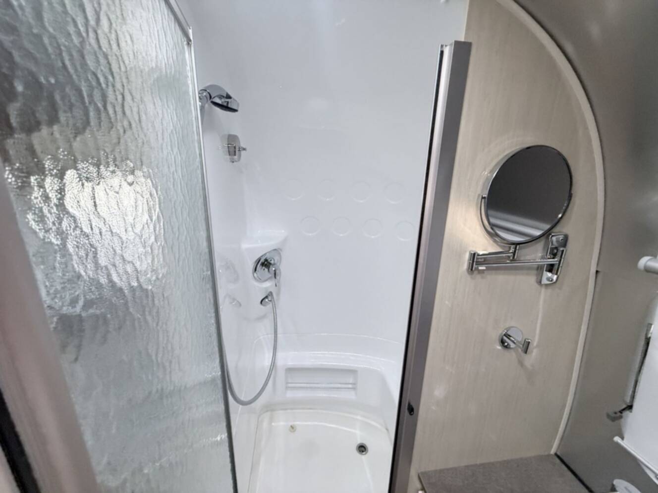 A photo of this 2017 Airstream INTERNATIONAL 23FB