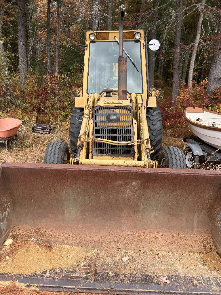 1986 FORD 555A in Andover, NH