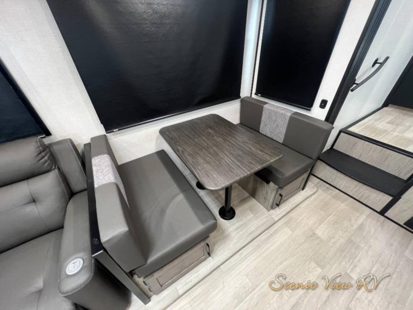 A photo of this 2023 Kz Durango Half-Ton D274BHD