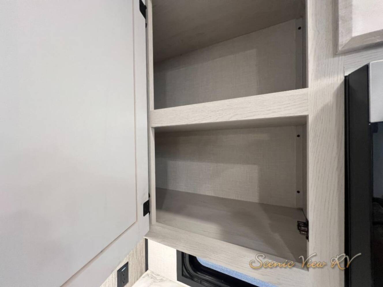 A photo of this 2023 Kz Durango Half-Ton D274BHD