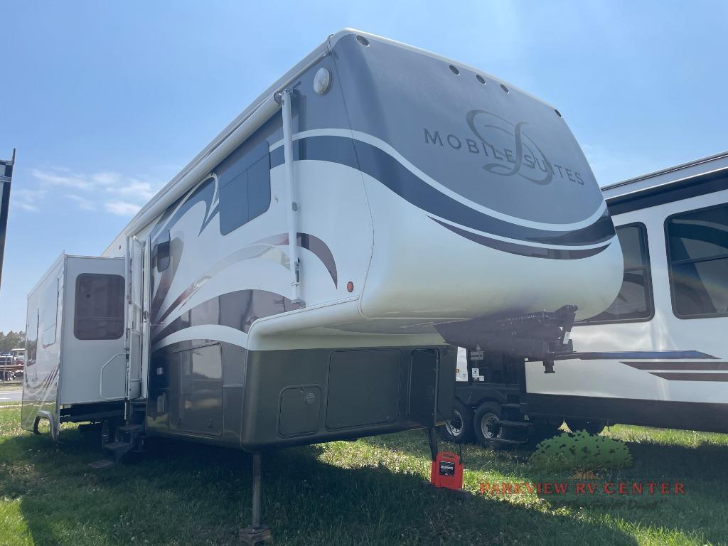 2011 DRV Mobile Suites 38 RSSB3 in smyrna DE