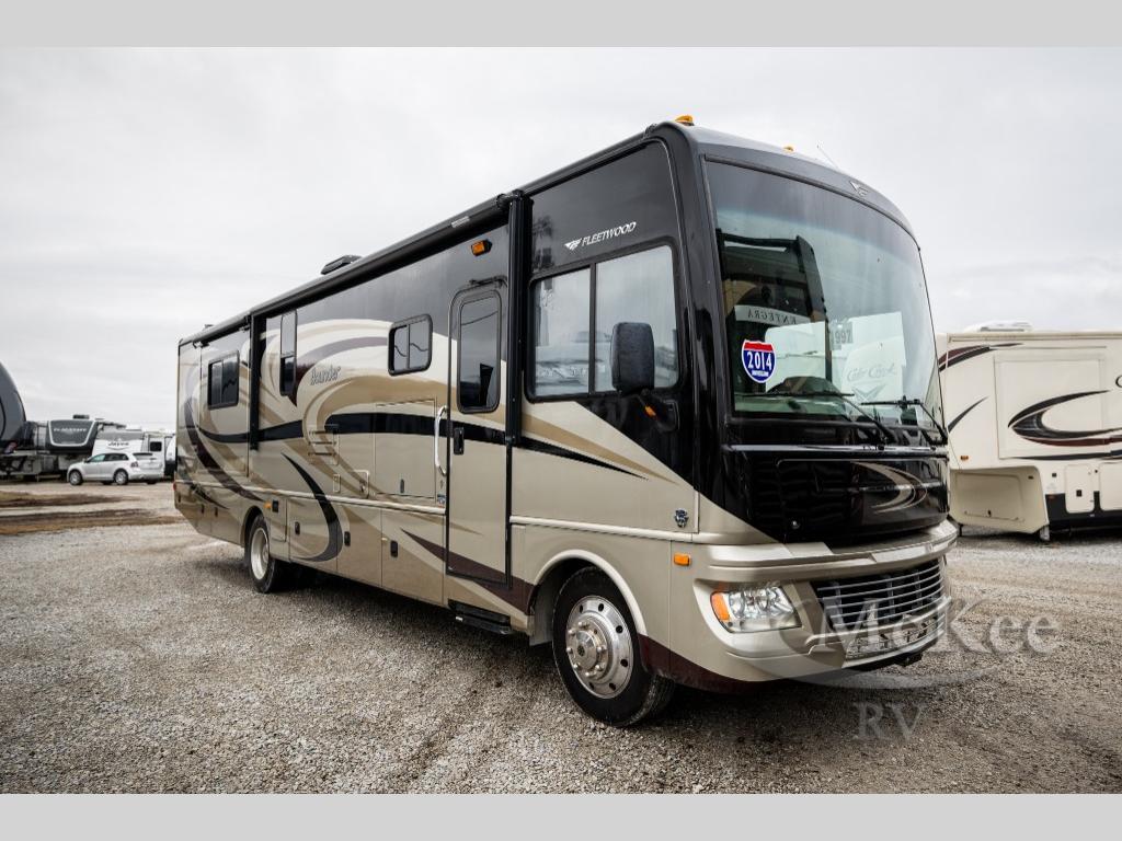 2014 Fleetwood Rv Bounder 35K in perry IA